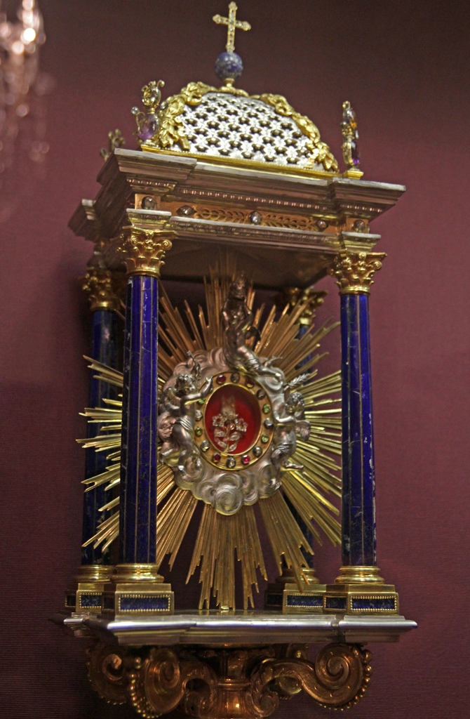 Reliquary with a Tooth of St. Peter